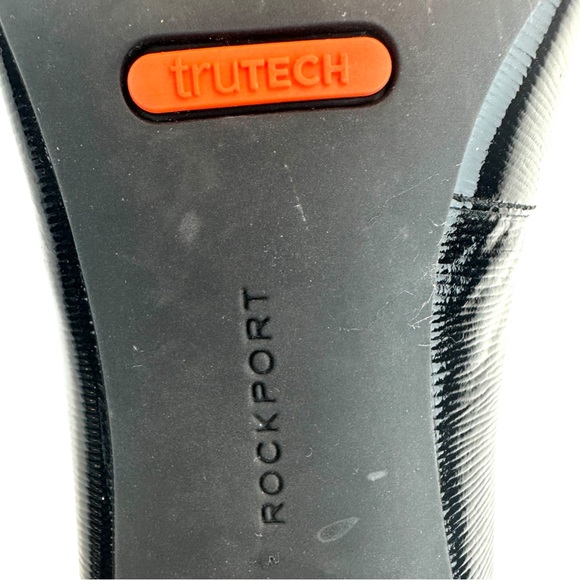 ROCK PORT WOMEN'S TOTAL MOTION SHEEHAN HEEL SHOES SIZE: 6.5 IN BLACK PATENT. - Picture 10 of 14